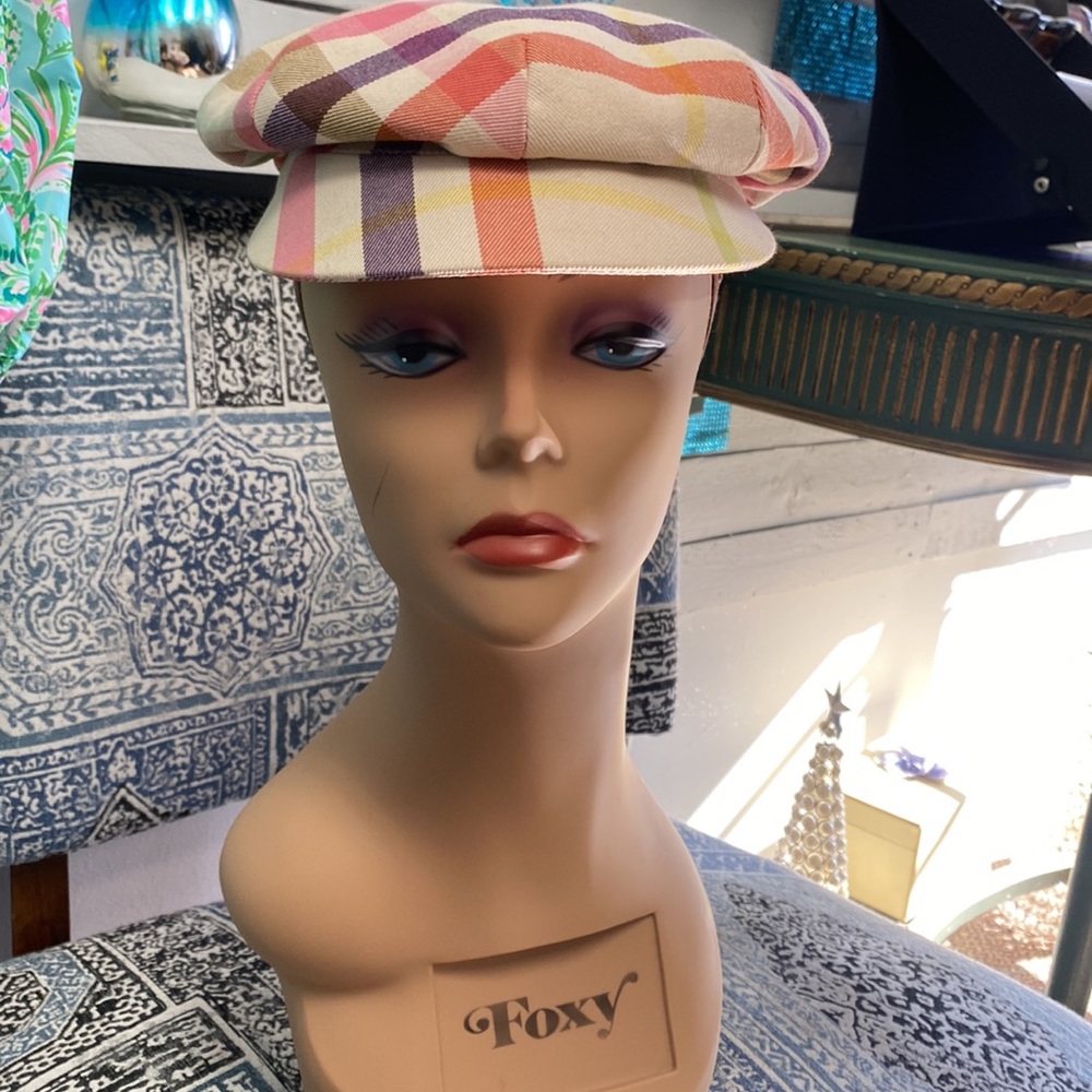 Burberry Checked Flat Cap - image 1
